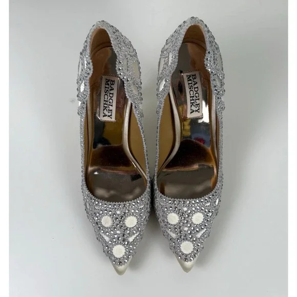 Badgley Mischka "Rouge" Heels Women's Size 6 1/2 Ivory Embellished Formal Pumps - Picture 3 of 14